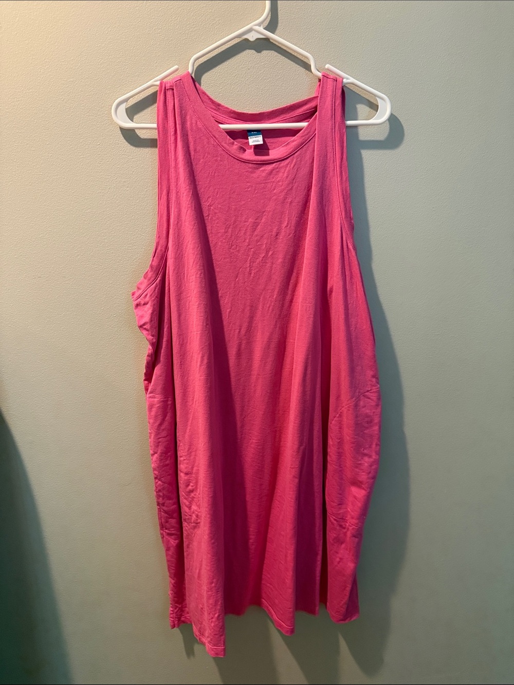 Old Navy Hot Pink Crewneck Tee